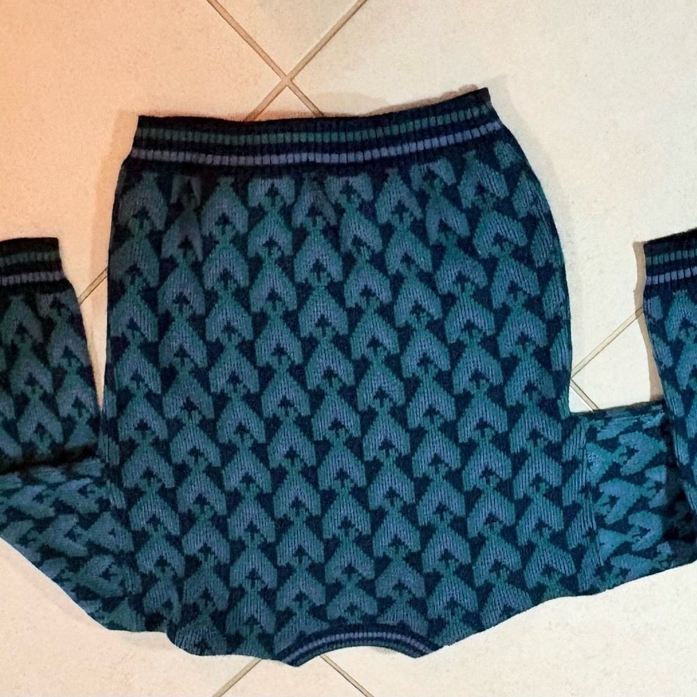 Towncraft Navy and Teal Crewneck Sweater - Picture 8 of 8